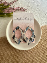 Load image into Gallery viewer, Denim Geo Scallop
