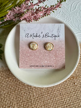 Load image into Gallery viewer, Champagne Shimmer Druzy Studs 10mm
