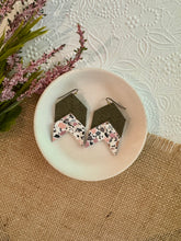 Load image into Gallery viewer, Olive Terrazzo Chevron
