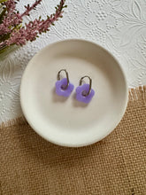 Load image into Gallery viewer, Spring Flower Huggies - Multiple Colors

