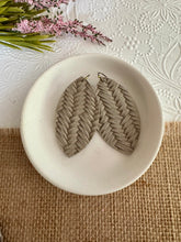 Load image into Gallery viewer, Taupe Braided Leaf
